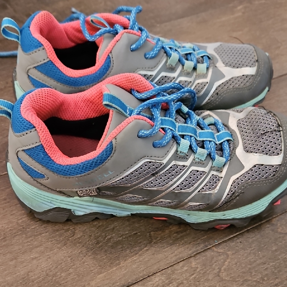 Merrell Kids Sneakers in Gray, Pink, and Blue